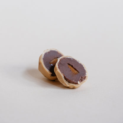 Trufle od bele karamelizovane cokolade sa kafom i slanom karamelom 100gr